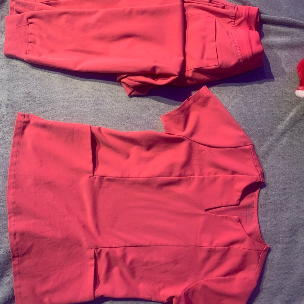 Mandala Pink Scrub Set